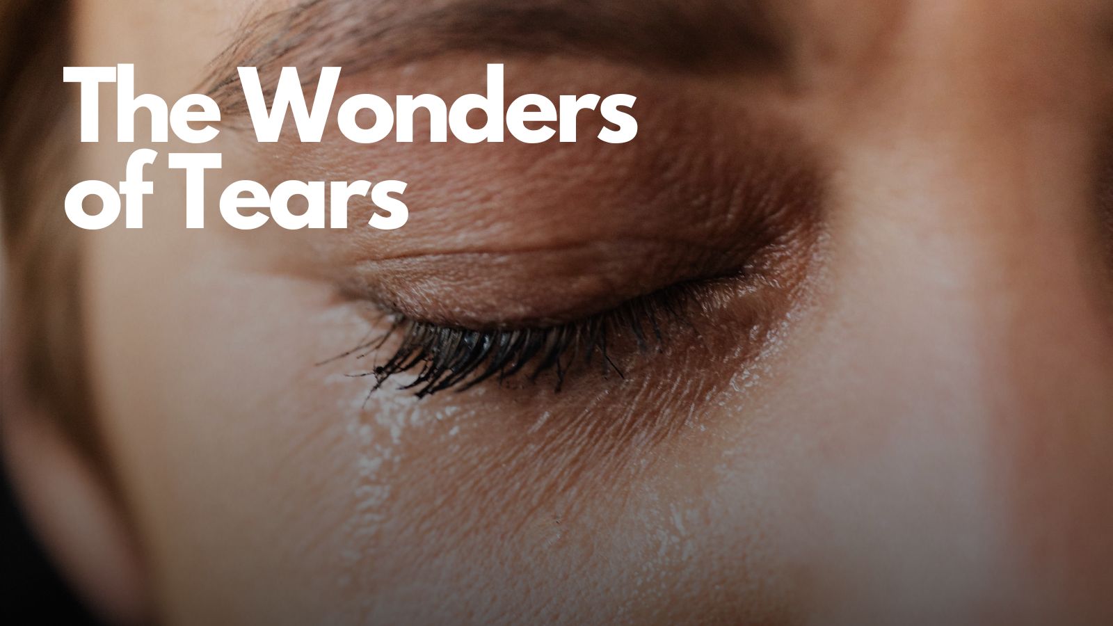 Tear Talk: FAQs on Crying with Contact Lenses and Expert Tips
