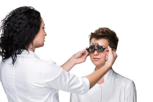Eye exam for teenagers